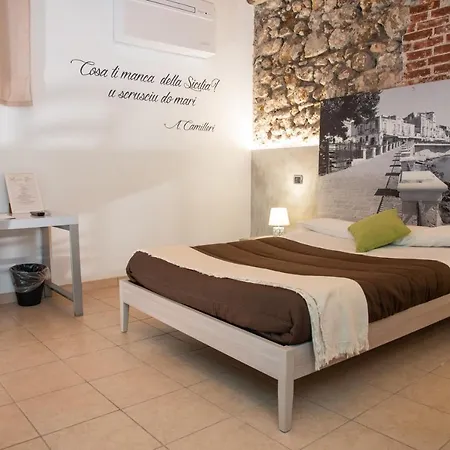 Vicolo Iv B&B 시라쿠사